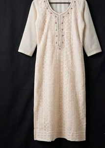 Elegant White Chikankari Kurta(s)/busy upto 32