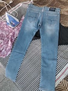 Light Wash Denim Jeans