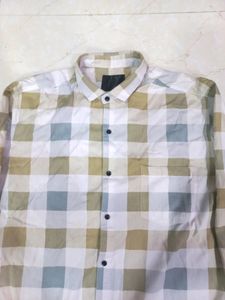 men's checkered shirt