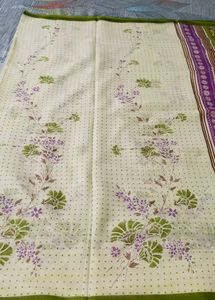 fix rate Floral  cotton Print Saree without blouse