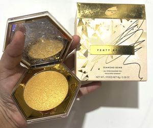Fenty Beauty Diamond Bomb Highlighter