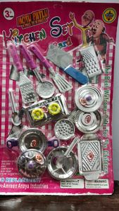 Metal kitchen set above 5 years