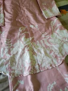 Elegant Pink Floral Kurta Set