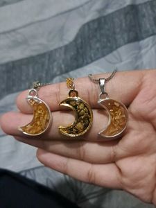 Set of 3 Moon Pendant Necklaces