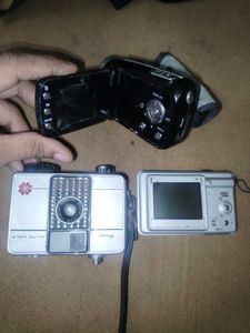 Bundle of 3 Digital Cameras