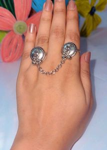 Unique Dual Ring Chain