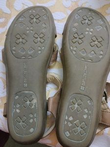 Ladies Comfortable Sandals