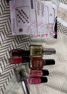 Nail Polish &amp; Bindi Set