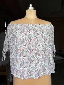 Boho Off-Shoulder Paisley Print Top