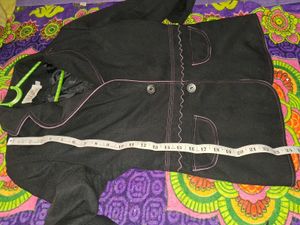 Chic Black Blazer