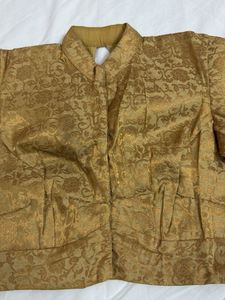 PREMIUM BANARASI GOLDEN BLOUSE.