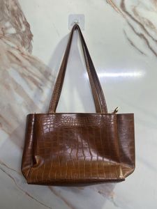 brown textured tote