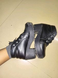 Stylish Black Lace-Up Heeled Boots