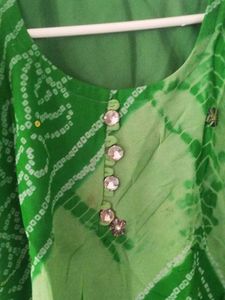 Vibrant Green Bandhani Print Blouse