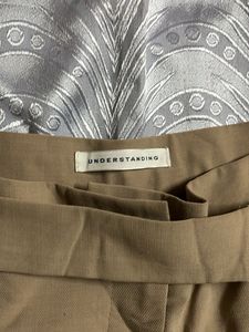 Chic Wide-Leg Taupe Trousers