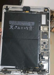 iPad 7th Gen Not working Condition