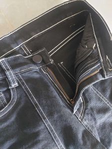 women black straight fit jeans
