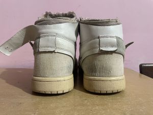 Nike Air Jordan 1 x Off-white ( Alsaka)