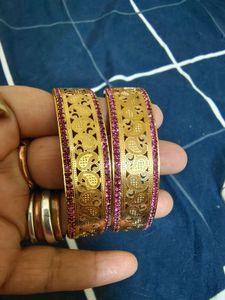BRAND NEW/2 SETS/1 gm gold plated Bangles