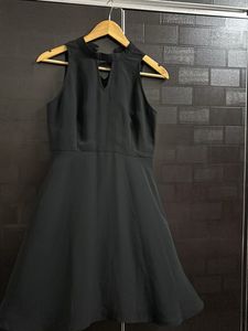 Elegant Black Sleeveless Dress