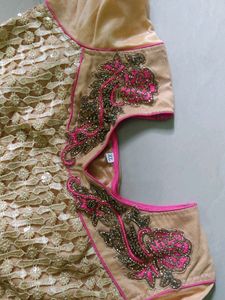 Good Condition Kurta Set. XL Size. Colour Pink And Golden.