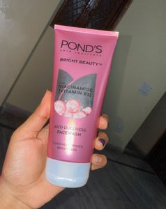 Pond's Bright Beauty Facewash