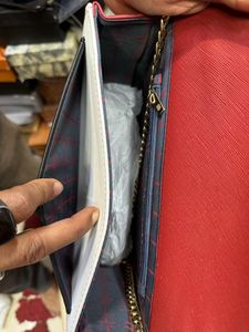Tommy Hilfiger Crossbody Bag