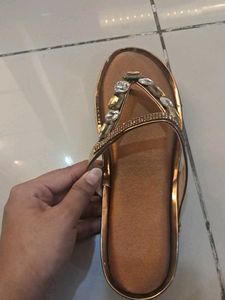 Sparkling Embellished platform heel Sandals