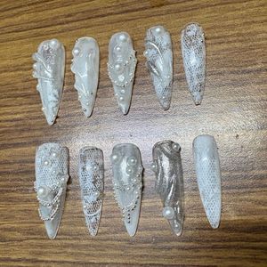 White Pearl Press-On Nails
