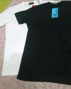 Men Solid Round Neck T Shirt Pack Of 1