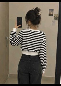 Striped Cropped Long Sleeve Top