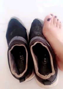 sports Shoes
