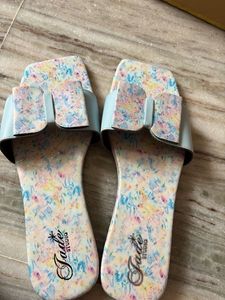 Stylish Flat Sandals with Bow Detail