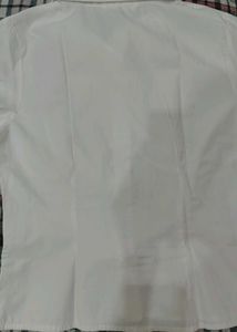 Chic White Ruched Short Sleeve Shirt