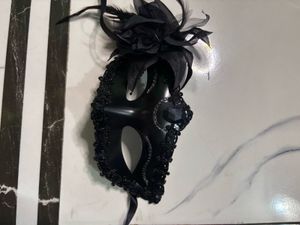 price drop black mask