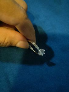 Sparkling Solitaire Ring