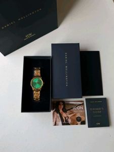 Daniel Wellington Gold Watch