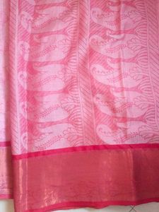 Elegant Pink Saree with Intricate Print