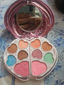 makup kit