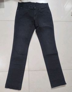Trendy Men's Wrangler Jeans