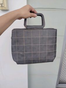 Stylish Quilted Handbag