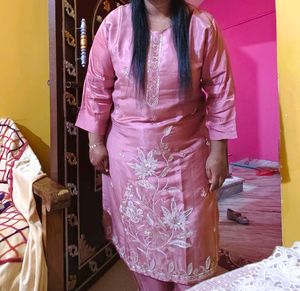 Elegant Pink Ethnic Wear Set