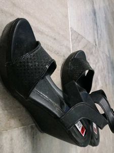 Stylish Black Wedge Sandals