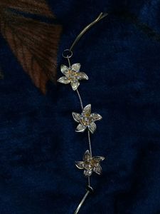 New Golden Colour Tiara Or Juda Pin
