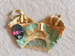 Clovia Floral Lace Printed Push Up Bralette