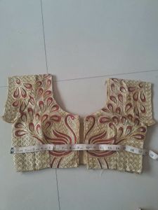Exquisite Swan Embroidered Blouse