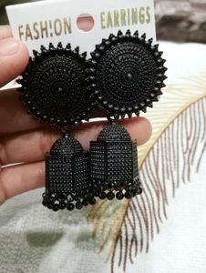 🔥🔥price🔥drop🔥🔥gorgeous black jhumkas earrings