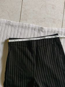 Striped Wide-Leg Cropped Trousers