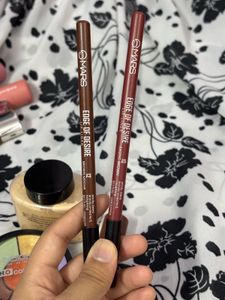 Makeup Lot: Powder, Concealer, Lippies!