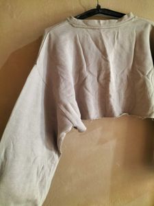 Cropped Sweatshirt